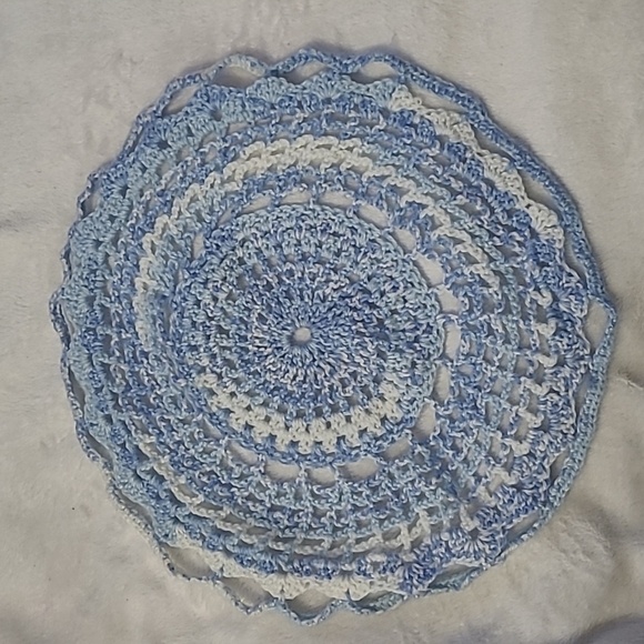 Handcrafted table cover decor  3 set - Picture 2 of 6